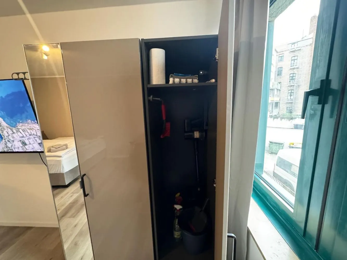 City Spot Zimmer24Frei In Koeln Německo