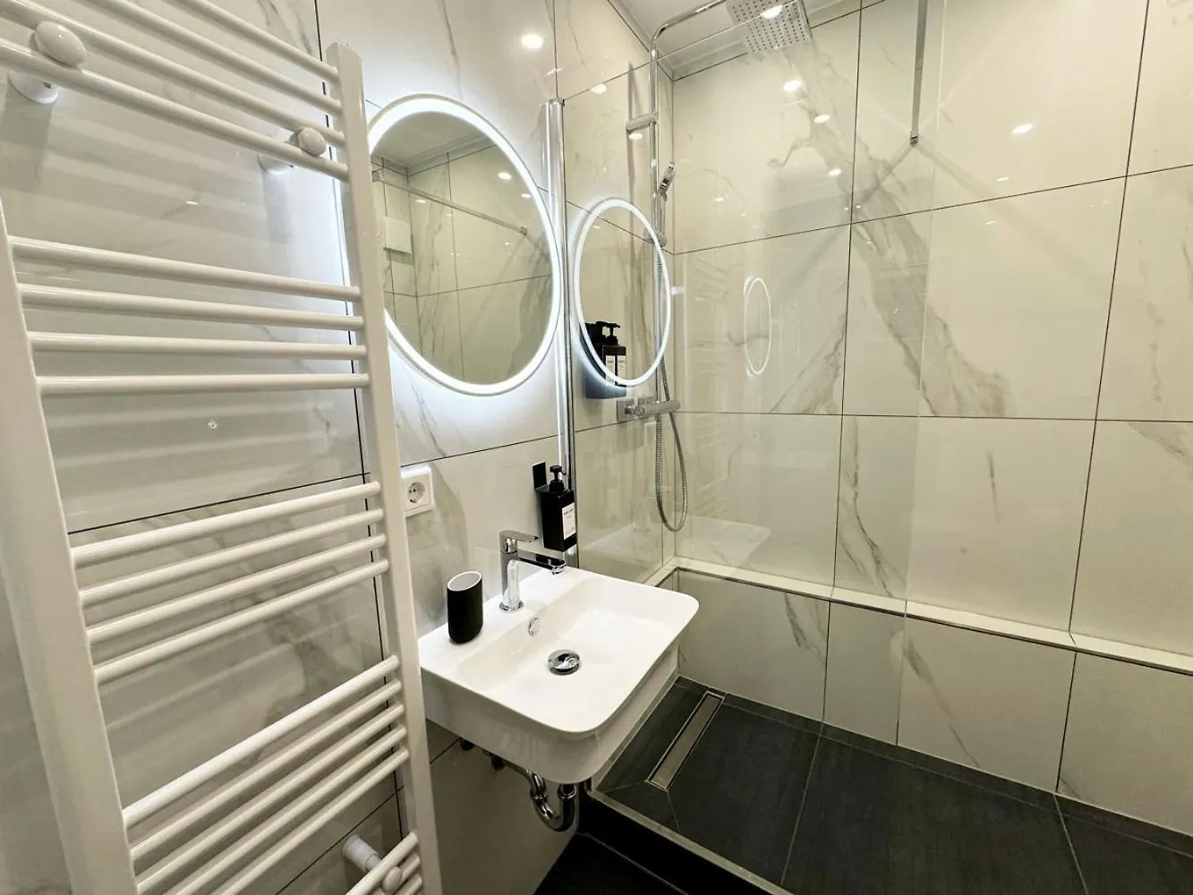 Apartmán City Spot Zimmer24Frei In Koeln Německo