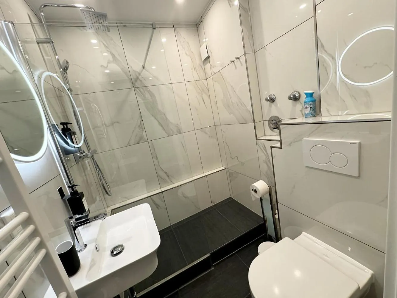 City Spot Zimmer24Frei In Koeln 0*, Kolín nad Rýnem Německo